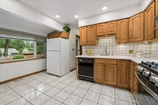 412 Scott St, Algonquin, IL 60102 - Photo 12