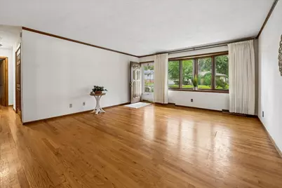 412 Scott Street, Algonquin, IL 60102 - Photo 4