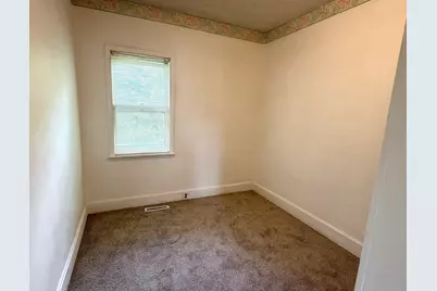 2710 3rd Street, Peru, IL 61354 - Photo 10
