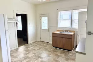 2710 3rd St, Peru, IL 61354 - Photo 6
