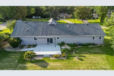 537 Erma Drive, Lake Holiday, IL 60552 - Photo 44