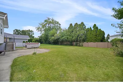 562 N Plamondon Drive, Addison, IL 60101 - Photo 26