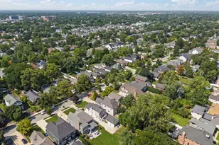 133 N Geneva Ave, Elmhurst, IL 60126 - Photo 40