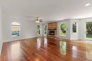 133 N Geneva Ave, Elmhurst, IL 60126 - Photo 6