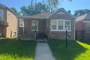 9757 S Ingleside Ave, Chicago, IL 60628 - Photo 1