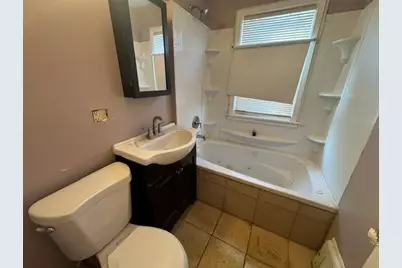 9757 S Ingleside Avenue, Chicago, IL 60628 - Photo 8