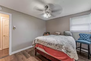 355 Oswego St, Park Forest, IL 60466 - Photo 10