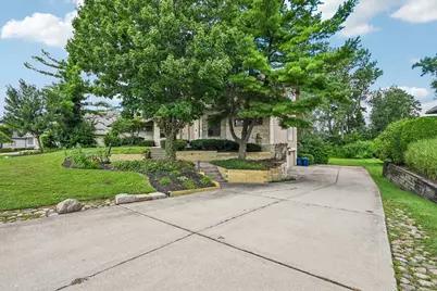 8420 Evergreen Lane, Darien, IL 60561 - Photo 4