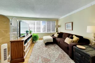 801 S Plymouth Ct, Chicago, IL 60605 - Photo 2