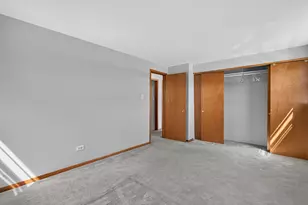 925 8th Ave, La Grange, IL 60525 - Photo 12