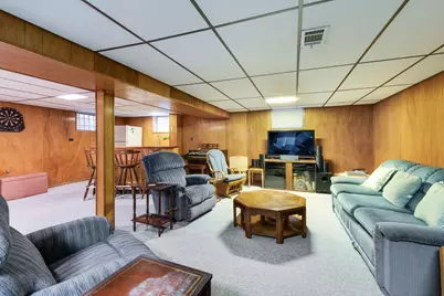 209 N Richmond Avenue, Clarendon Hills, IL 60514 - Photo 12