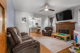 312 N Fair St, Champaign, IL 61821 - Photo 6