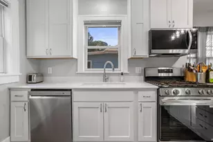 312 N Fair St, Champaign, IL 61821 - Photo 14