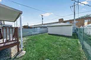 5624 S Merrimac Ave, Chicago, IL 60638 - Photo 18