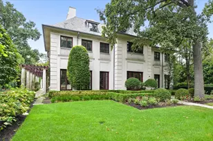 [Address not provided], Kenilworth, IL 60043 - Photo 1