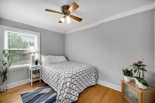 6258 W Peterson Ave, Chicago, IL 60646 - Photo 14