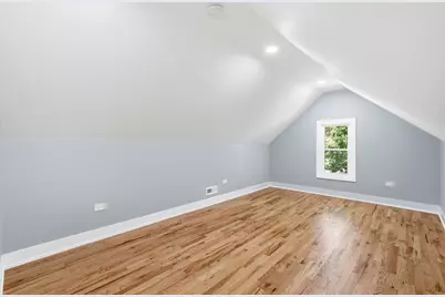 10825 S Avenue H, Chicago, IL 60617 - Photo 14