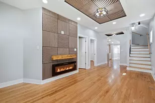 10825 S Avenue H, Chicago, IL 60617 - Photo 2