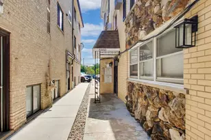 6460 N Northwest Hwy, Chicago, IL 60631 - Photo 2