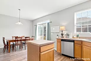 1693 W Turtle Creek Ln, Round Lake, IL 60073 - Photo 14