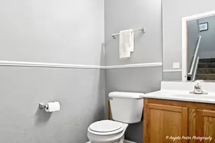 1693 W Turtle Creek Ln, Round Lake, IL 60073 - Photo 8