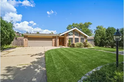 3550 Tamarind Drive, Northbrook, IL 60062 - Photo 1