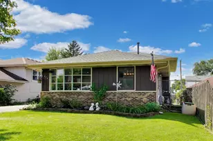 3S570 Elizabeth Ave, Warrenville, IL 60555 - Photo 2
