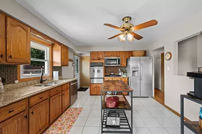 603 W Saint Aubin Drive, Addison, IL 60101 - Photo 10