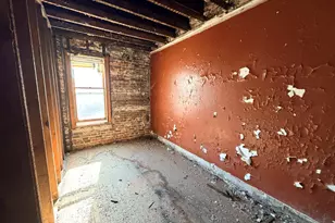 10609 S Champlain Ave, Chicago, IL 60628 - Photo 6