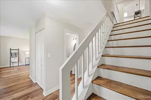 2803 Springdale Cir, Naperville, IL 60564 - Photo 2