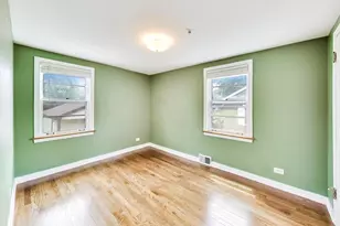 679 S Spring Rd, Elmhurst, IL 60126 - Photo 12