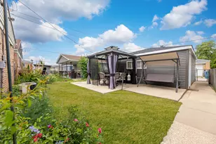 7828 Lotus Ave, Burbank, IL 60459 - Photo 16