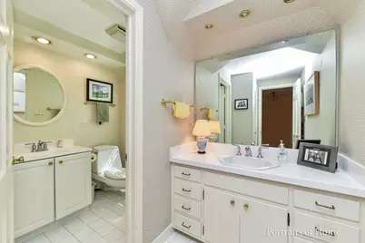 34 Sheffield Lane, Oak Brook, IL 60523 - Photo 14