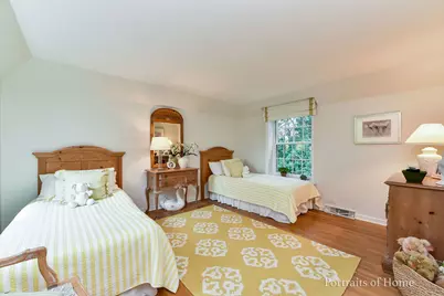 34 Sheffield Lane, Oak Brook, IL 60523 - Photo 16