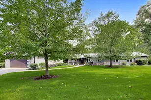 191 Kimberly Rd, North Barrington, IL 60010 - Photo 2