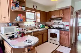 4625 S Komensky Ave, Chicago, IL 60632 - Photo 4
