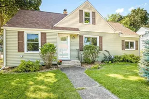 631 Sheridan Dr, Loves Park, IL 61111 - Photo 1