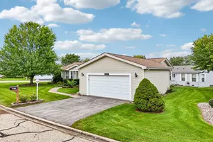 3519 Blue Heron Cir, Grayslake, IL 60030 - Photo 34