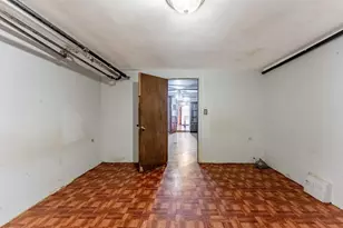 10749 S Ave J, Chicago, IL 60617 - Photo 30