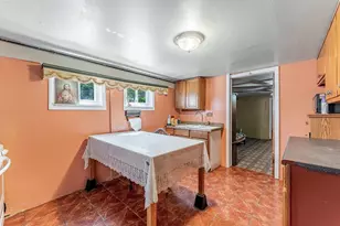 10749 S Ave J, Chicago, IL 60617 - Photo 24