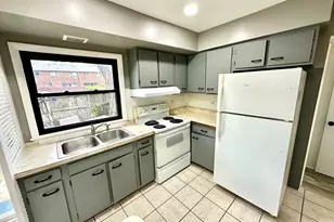 18W158 16th St, Villa Park, IL 60181 - Photo 6