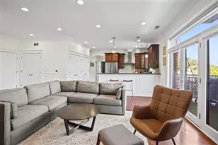 2450 W Montrose Ave, Chicago, IL 60618 - Photo 4