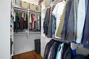 2450 W Montrose Ave, Chicago, IL 60618 - Photo 24