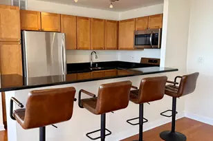 655 W Irving Park Rd, Chicago, IL 60613 - Photo 12