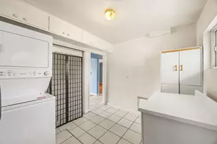 10842 Claridge Ave, Westchester, IL 60154 - Photo 14