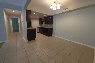 1675 Kiowa Cir, Naperville, IL 60565 - Photo 2
