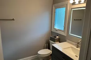 106 N Regency Dr E, Arlington Heights, IL 60004 - Photo 18