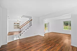 2398 Blue Spruce Ln, Aurora, IL 60502 - Photo 4
