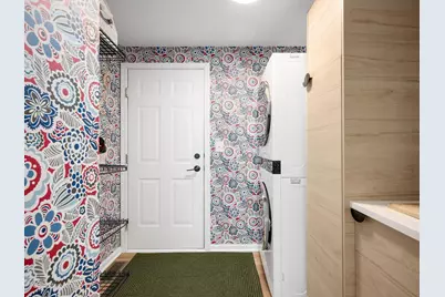 11005 Edgebrook Lane, Indian Head Park, IL 60525 - Photo 20