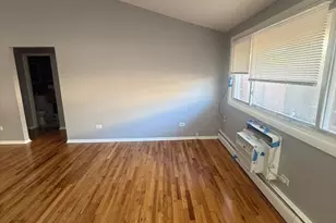 1626 W Estes Ave, Chicago, IL 60626 - Photo 4